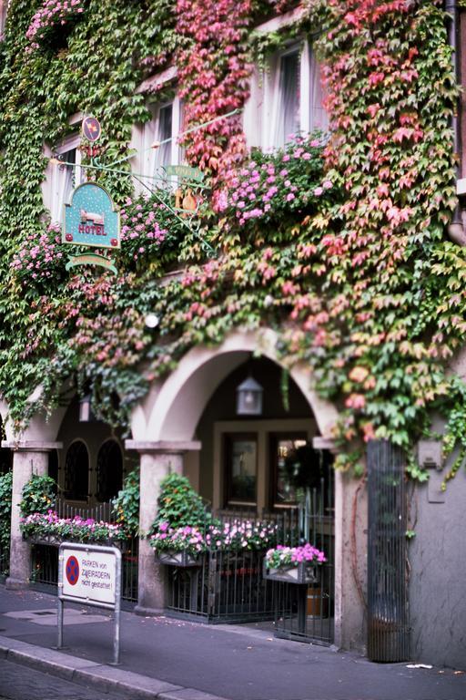 Hotel Till Eulenspiegel - Nichtrauchhotel - Garni Würzburg Dış mekan fotoğraf
