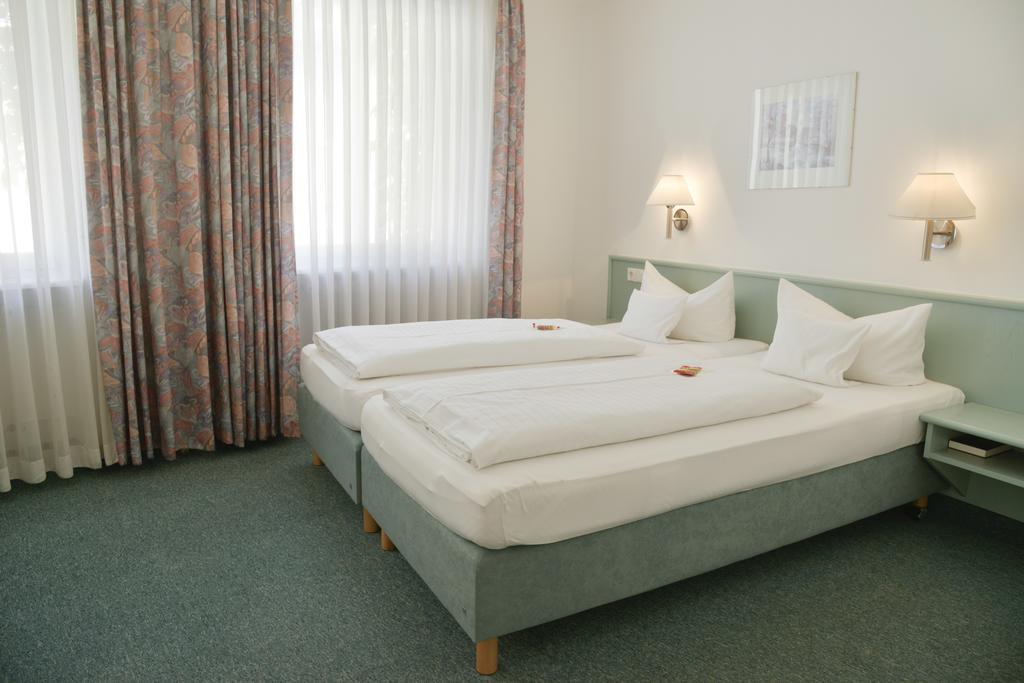 Hotel Till Eulenspiegel - Nichtrauchhotel - Garni Würzburg Dış mekan fotoğraf