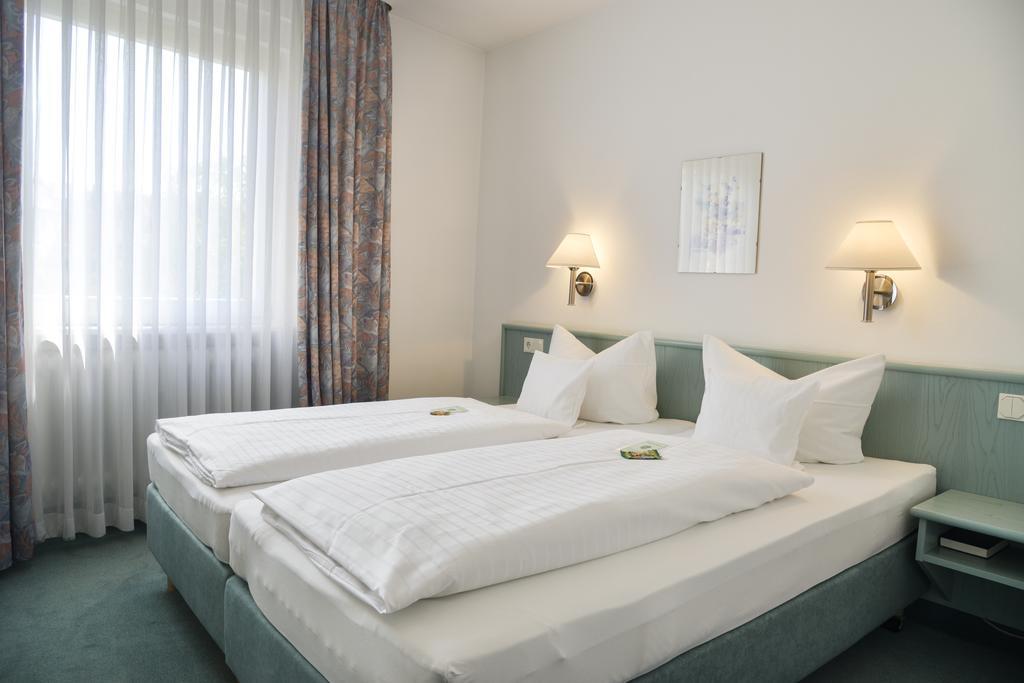 Hotel Till Eulenspiegel - Nichtrauchhotel - Garni Würzburg Dış mekan fotoğraf